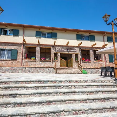 Hani I Taulant Shahinit فندق مبيت وإفطار