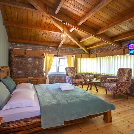 Hani I Taulant Shahinit 3* Gramsh