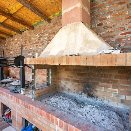 Panzió Hani I Taulant Shahinit Gramsh