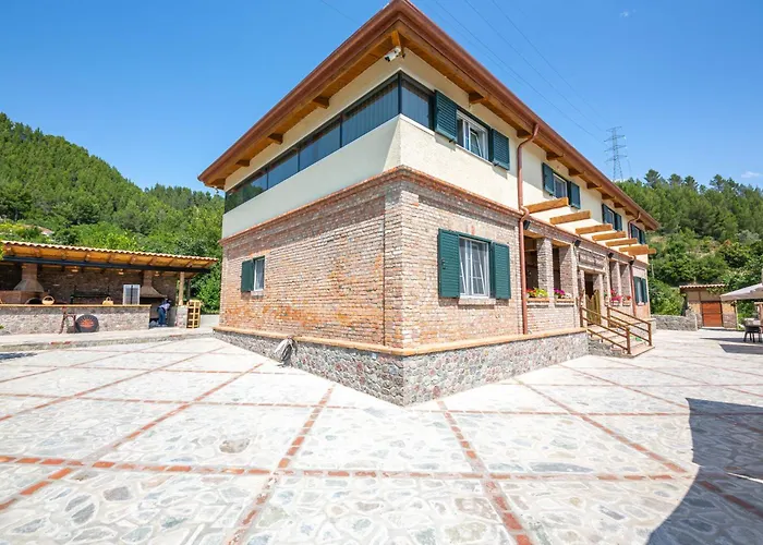 Hani I Taulant Shahinit 3* Gramsh